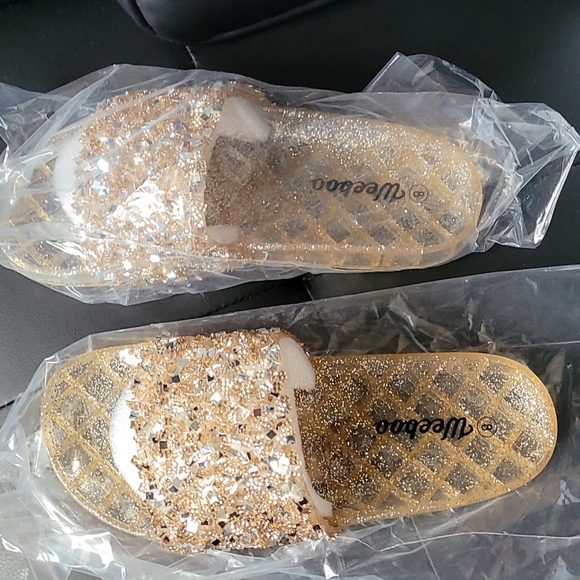 Women's Gold Slides - Picture 3 of 5